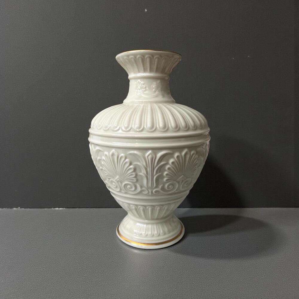 Ivory Porcelain Vintage Lenox Vase • Gold Trim Porcelain • Vintage Home Decor